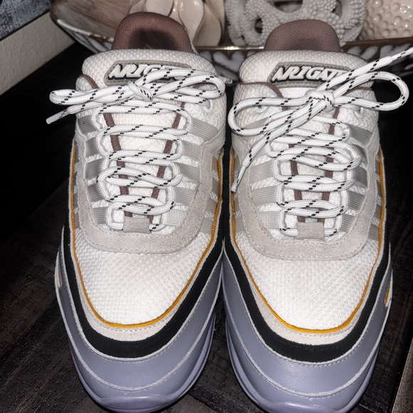 Axel Arigato Demo Runner sneakers SZ 9.5 - Picture 3 of 13